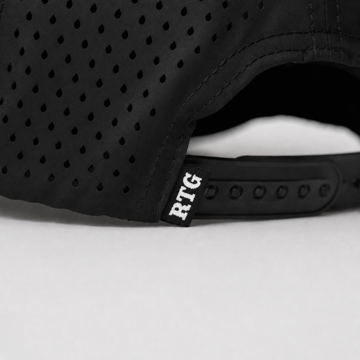 Fairway Performance Cap | Black